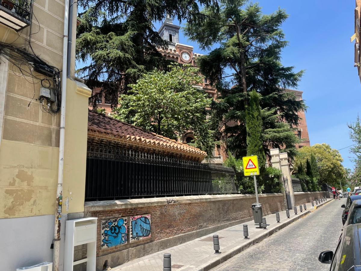 San Buenaventura Vistillas Apartamento Para Dos Daire Madrid Dış mekan fotoğraf
